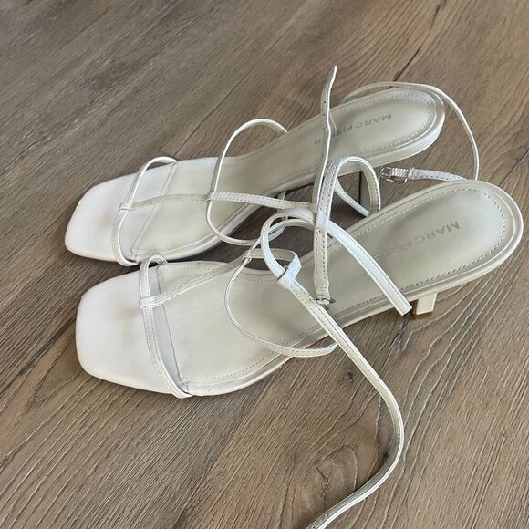 Marc Fisher Shoes - Marc Fisher Women's White Leather Strappy Kitten Heel Sandal Shoes 10M!
